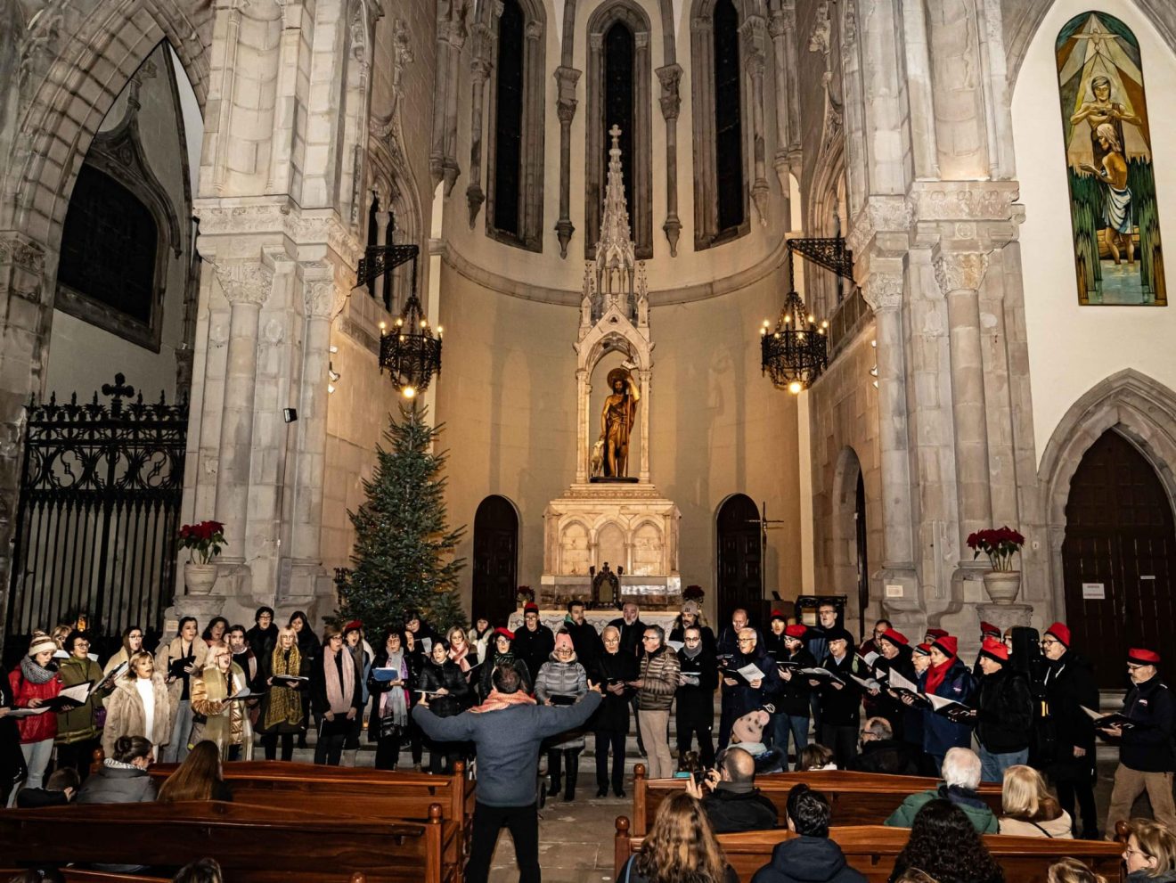 NADALES SORPRESA DE LA CORAL MARISTES MONTSERRAT A SANT JOAN