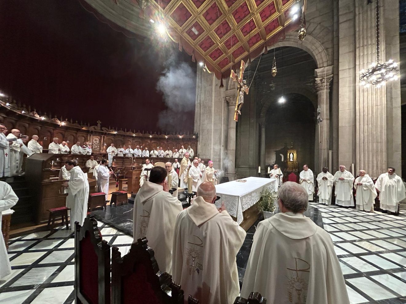 DIMARTS SANT: JORNADA SACERDOTAL I MISSA CRISMAL