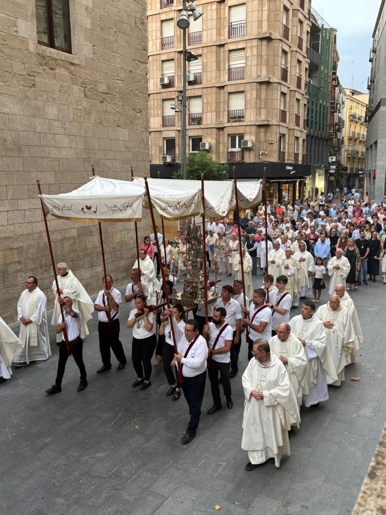 LLEIDA VIU AMB SOLEMNITAT LA CELEBRACIÓ DEL CORPUS