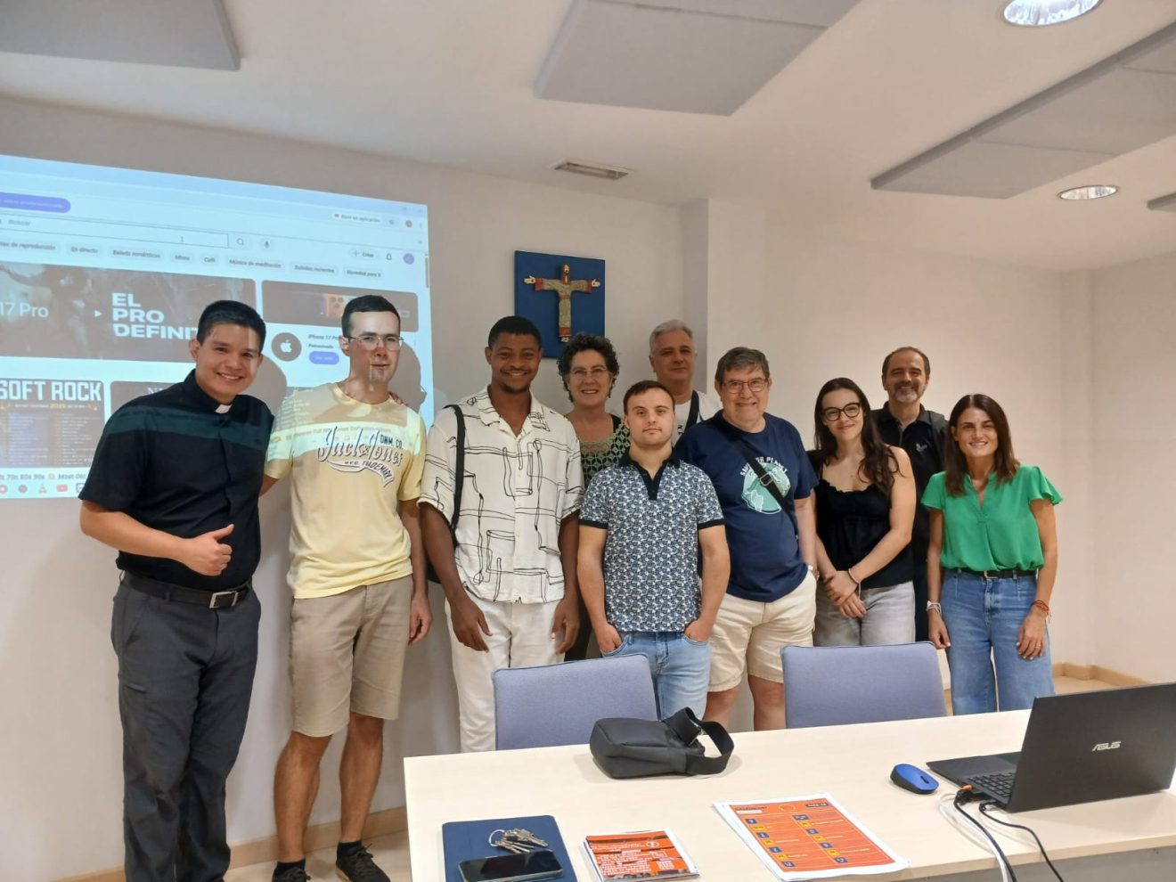 EL BISBAT PROPOSA UNA DOTZENA D'ACTIVITATS DESTINADES ALS JOVES PER AQUEST CURS