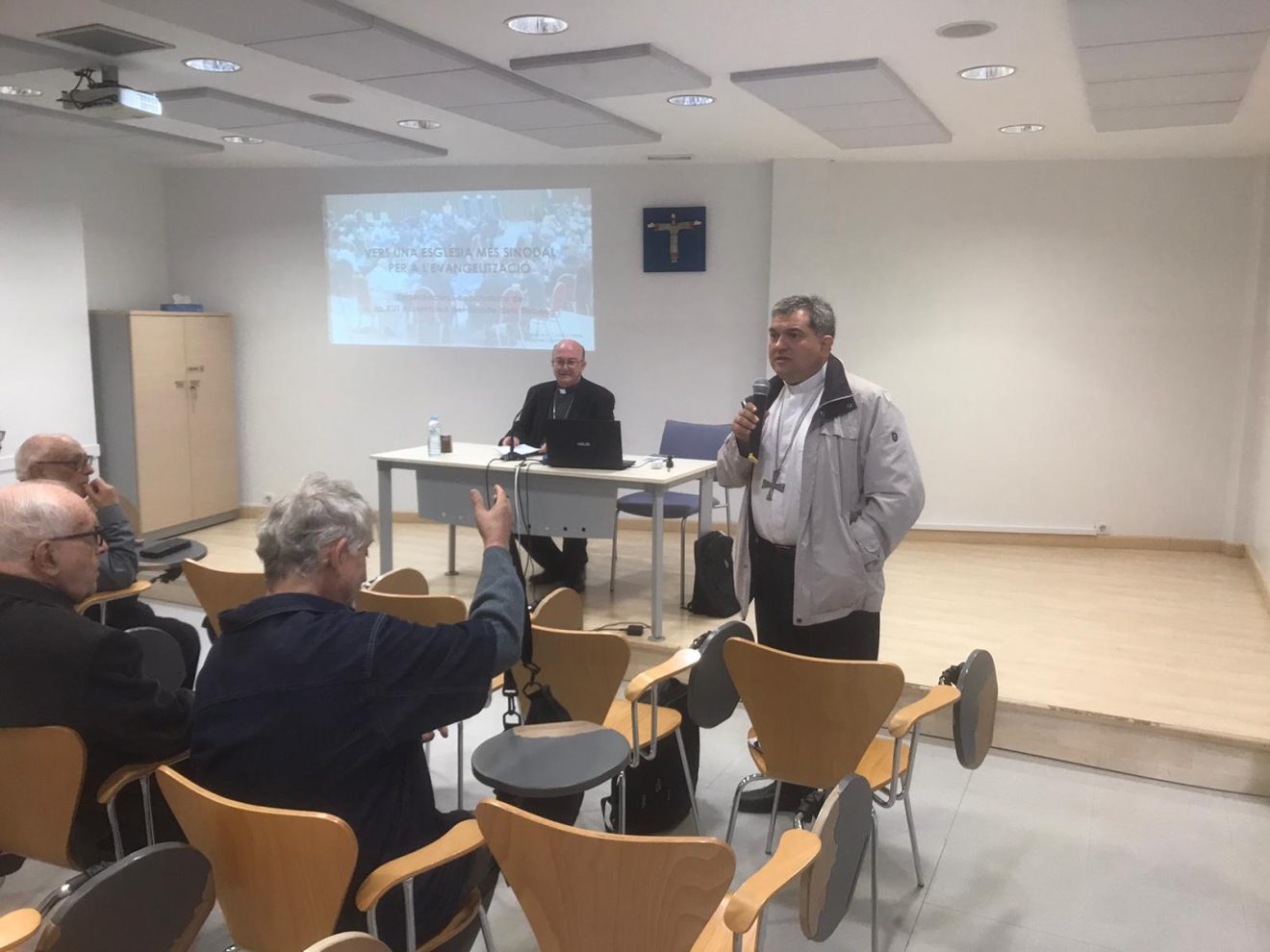 EL BISBE DE SOLSONA IMPARTEIX LA PRIMERA FORMACIÓ DE PREVERES AQUEST CURS, SOBRE LA SINODALITAT