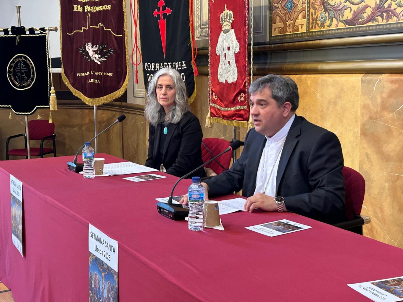 EL BISBE DANIEL OBRE LA SETMANA SANTA AMB EL PREGÓ
