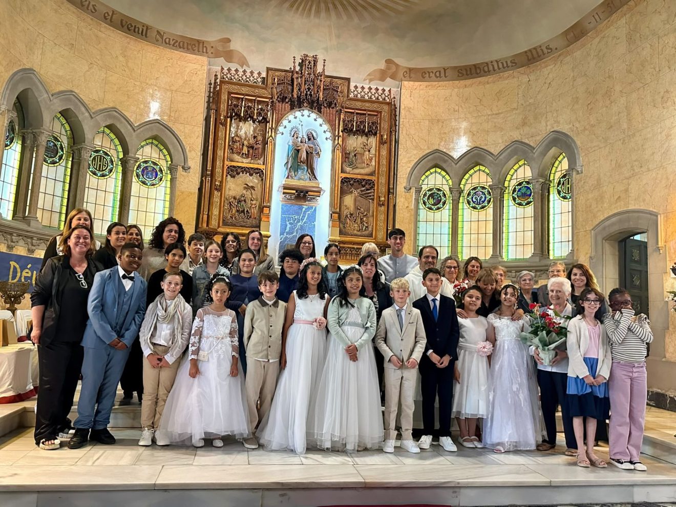 EL COL·LEGI SAGRADA FAMÍLIA HA CELEBRAT LES PRIMERES COMUNIONS