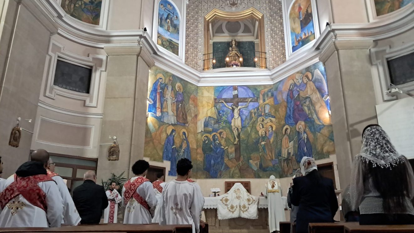 LA COMUNITAT COPTA ORTODOXA CELEBRA UNA EUCARISTIA AMB EL SEU BISBE AL CARME